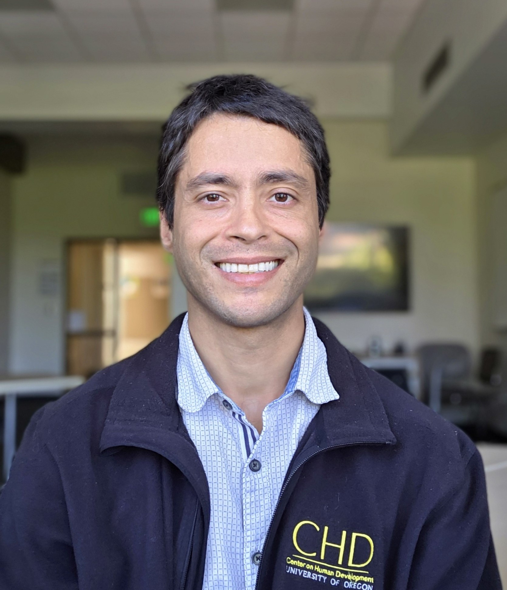 Dr. Luis Anunciação